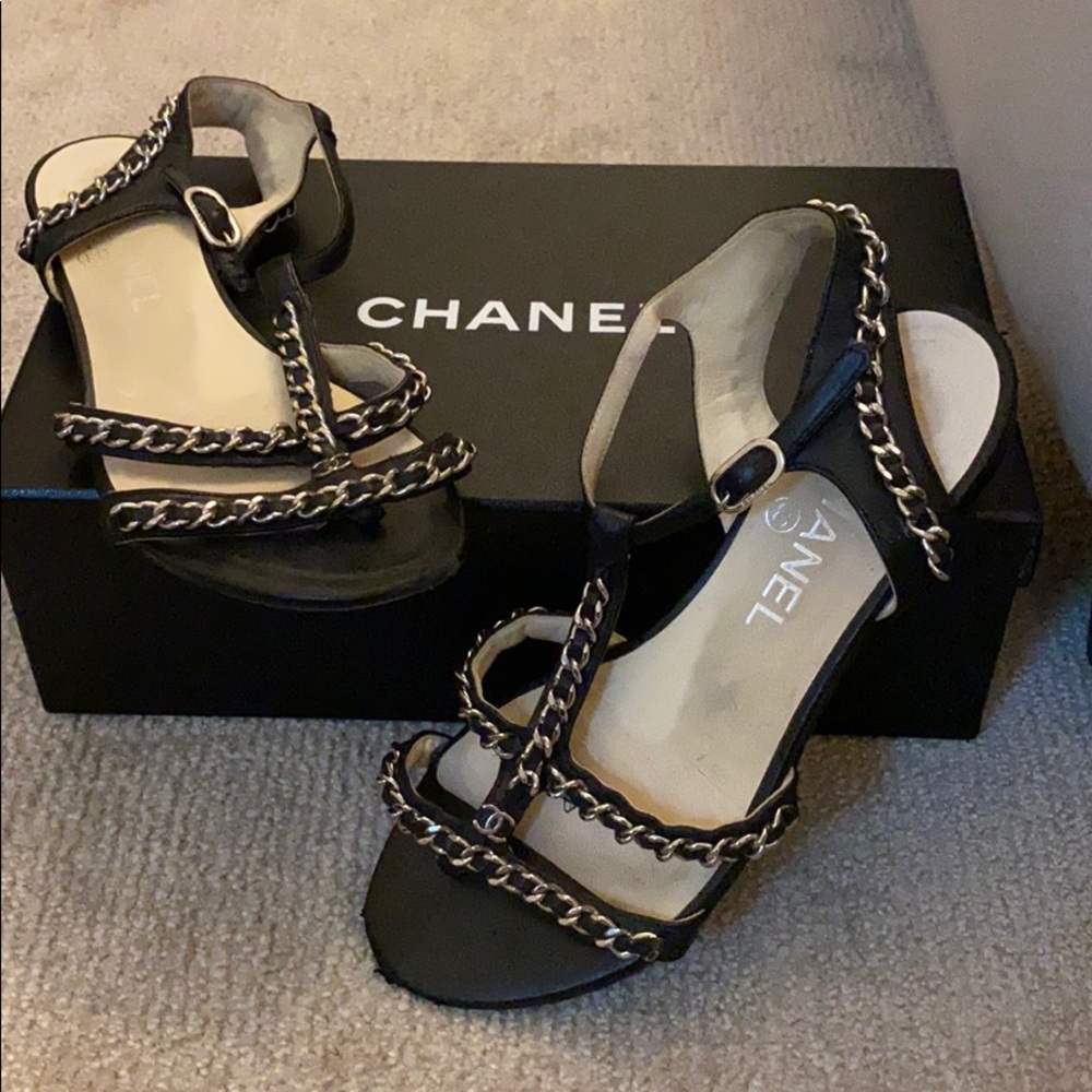 Chanel sandals 37